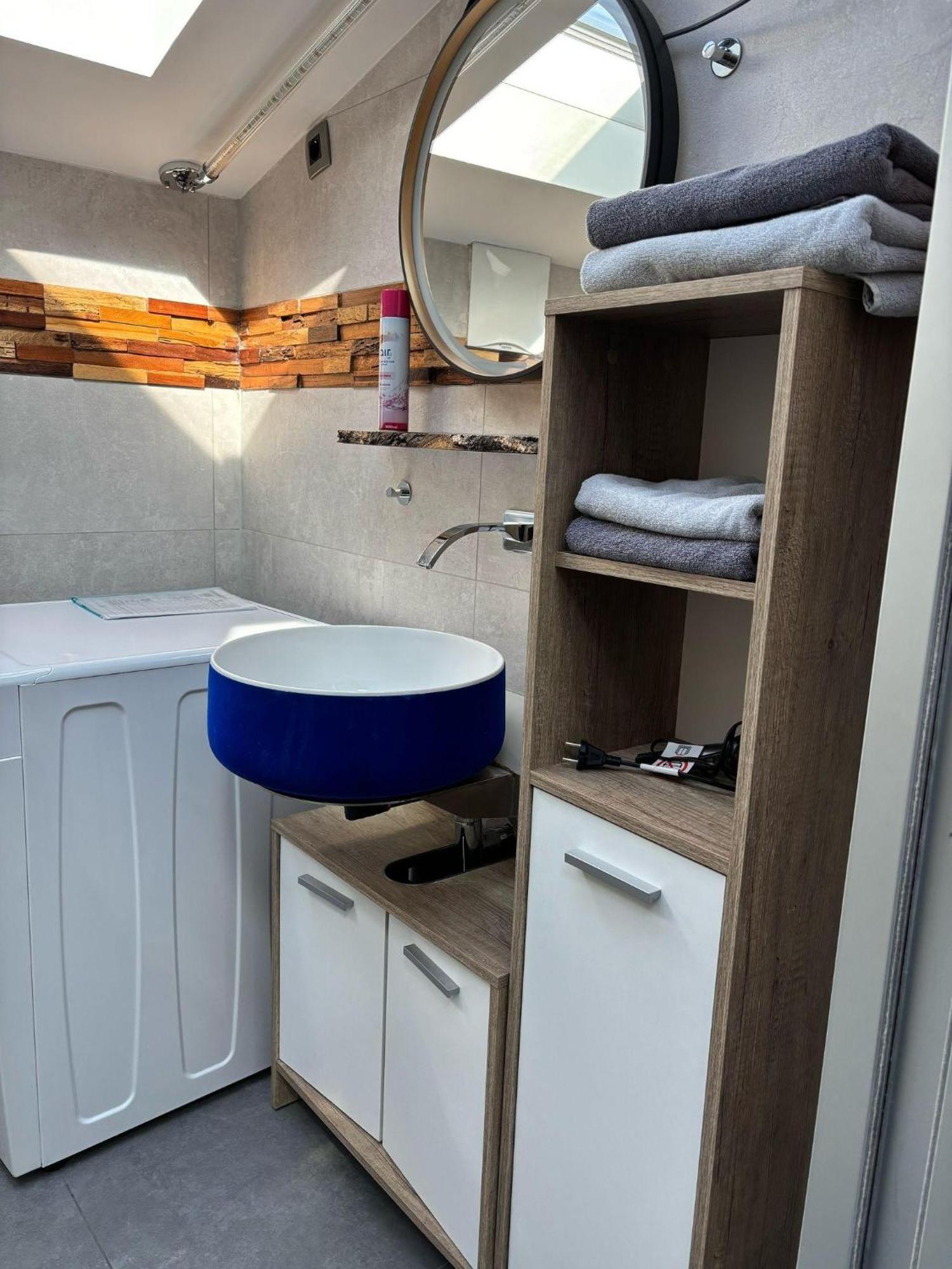 Moderne-Ferienwohnung-Nur-1Km-Vom-Millstaetter-See-In-Kaernten-Entfernt ミルシュタット エクステリア 写真